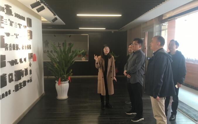 集團領(lǐng)導率隊汪宏調(diào)研貴州上海文旅融合創(chuàng)新示范項目