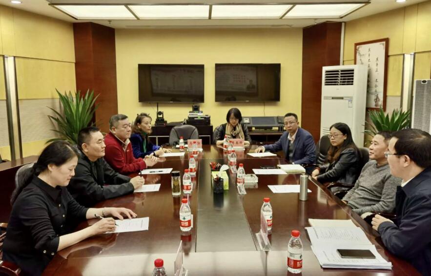 尊龍凱時(shí)集團(tuán)領(lǐng)導(dǎo)赴重慶開(kāi)展調(diào)研考察