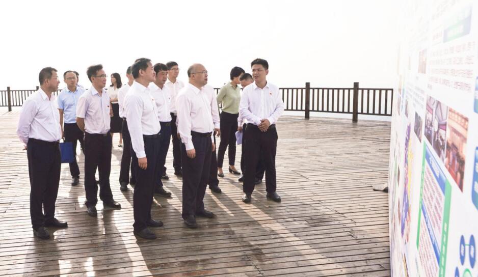 省委常委、組織部長王正譜到四川尊龍凱時集團調(diào)研指導工作