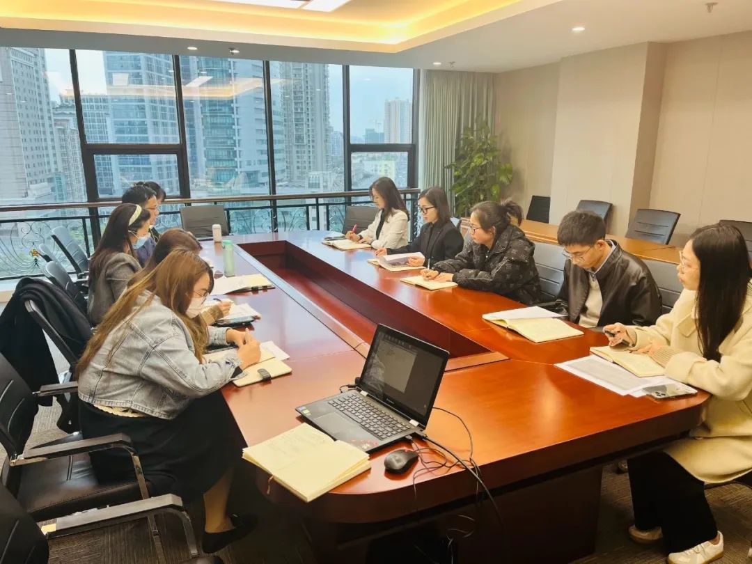 集團召開法律風控工作業(yè)務(wù)交流會