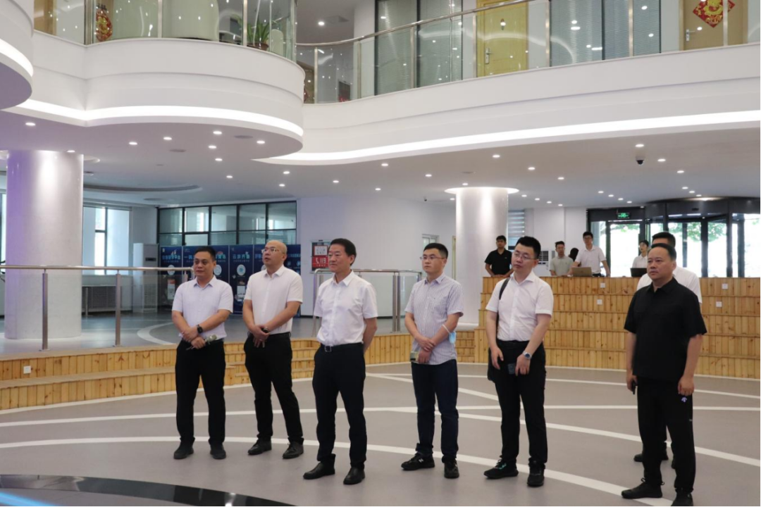 省尊龍凱時(shí)集團(tuán)：“四個(gè)導(dǎo)向” 推動(dòng)調(diào)查研究提質(zhì)增效