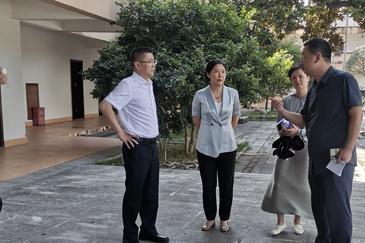 省尊龍凱時集團領導率隊調研成都東部新區(qū)天府山莊